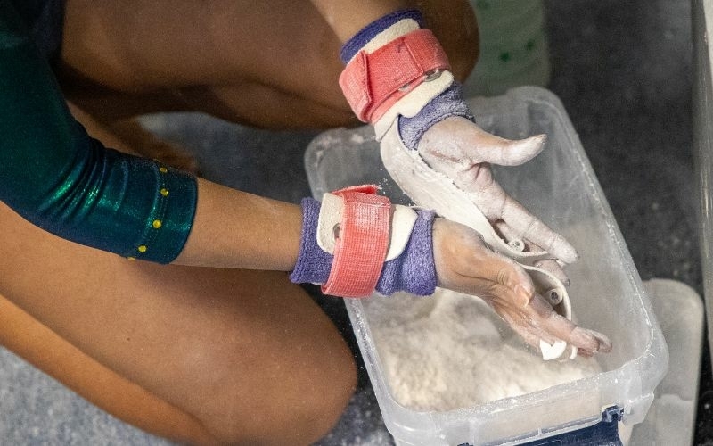 gymnastics-chalk gymnastics-chalk