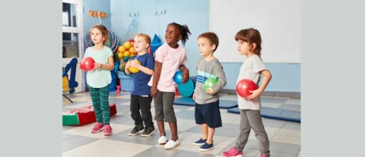 Throwing, aiming, and catching in preschool gymnastics for skill development