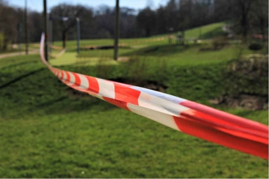 outdoor-gymnastics-border outdoor-gymnastics-border